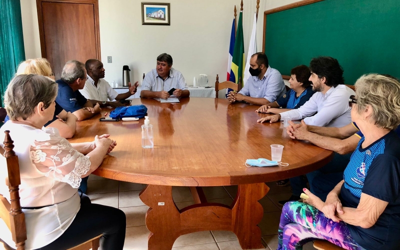 Governador do Rotary Club visita prefeito Baguá e fortalece parceria com o município