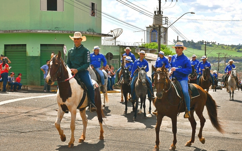 Prefeitura promove tradicional Cavalgada em comemoração ao Dia do Trabalhador