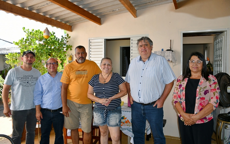 Família do bairro Jardim das Acácias é agraciada com reforma pelo “Promorar”