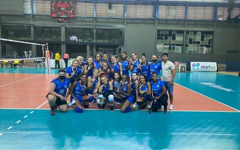 Meninas de Ouro da URS conquistam segundo lugar no Regional de Voleibol